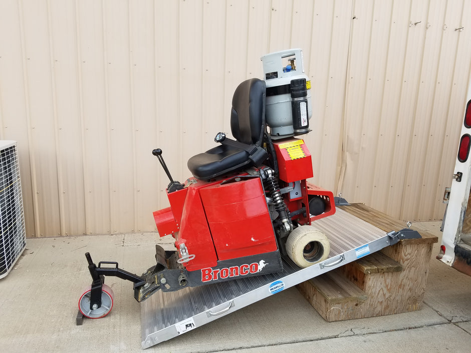 Heavy duty Handicap or equipment Deluxe Portable Ramp short