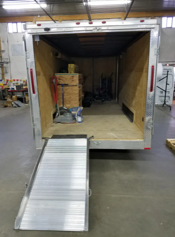 Heavy duty Gated Trailer Ramp / Handicap wheel chair ramp open